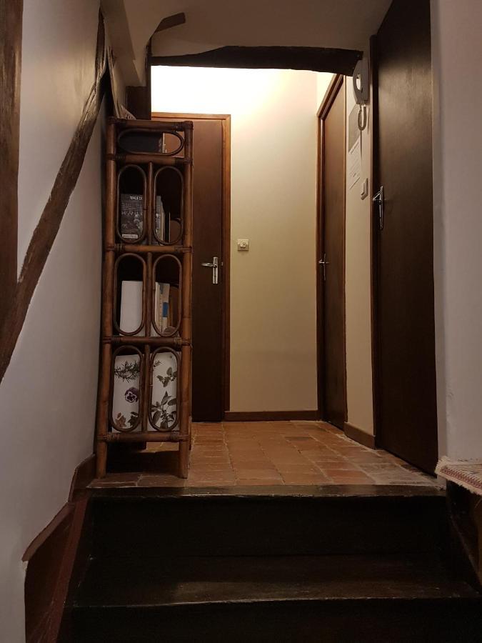Chambre De Charme Pres De Vezelay 아발론 외부 사진